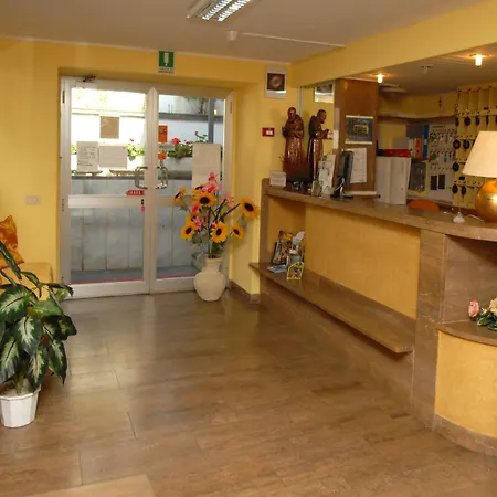 Hotel Baia Del Sorriso-3