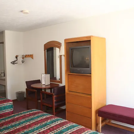 Usa Inns Of America-2