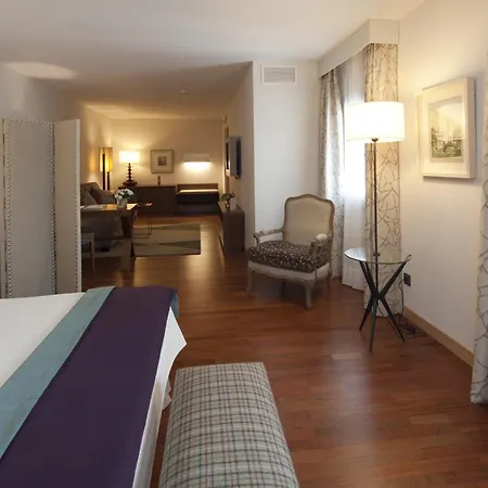 Parador de Villafranca del Bierzo-3
