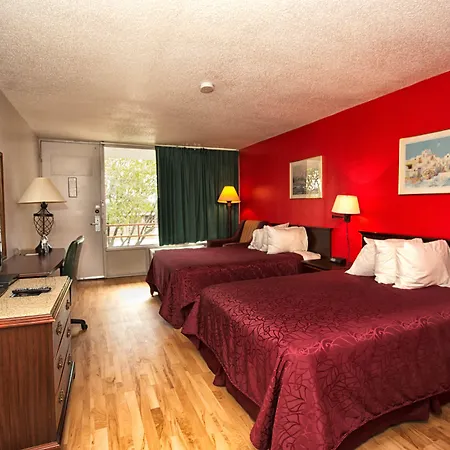 Norfolk Country Inn And Suites-3