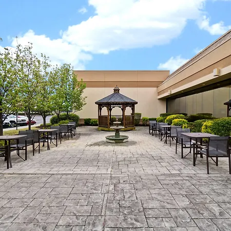 Doubletree By Hilton Hotel Augusta-3
