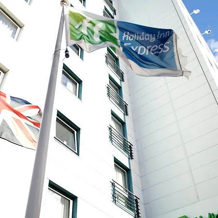 Holiday Inn Express London Croydon By Ihg-2