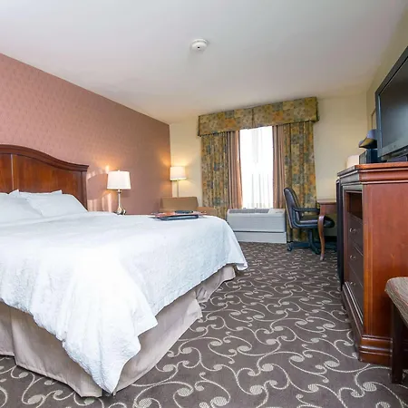 Hampton By Hilton Brattleboro-3