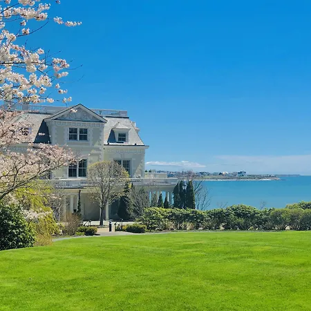 The Chanler At Cliff Walk-3