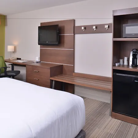 Holiday Inn Express Hotel And Suites Stevens Point By Ihg-3
