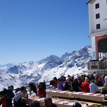 Hotel lo Stambecco-2