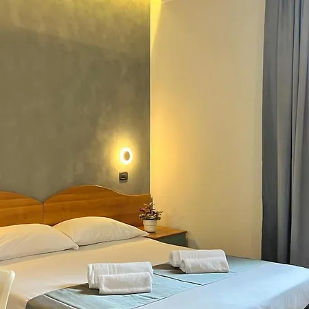 Hotel Sara-2