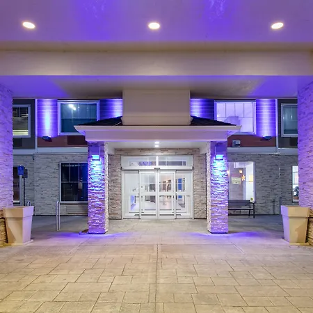 Holiday Inn Express Hotel & Suites Seaside Convention Center By Ihg-3