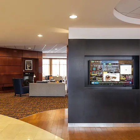 Courtyard By Marriott Chicago Schaumburg/Woodfield Mall-3