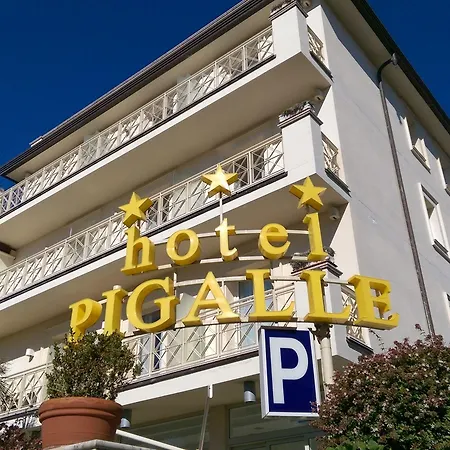 Hotel Pigalle-2