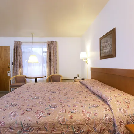 Town House Motel-3