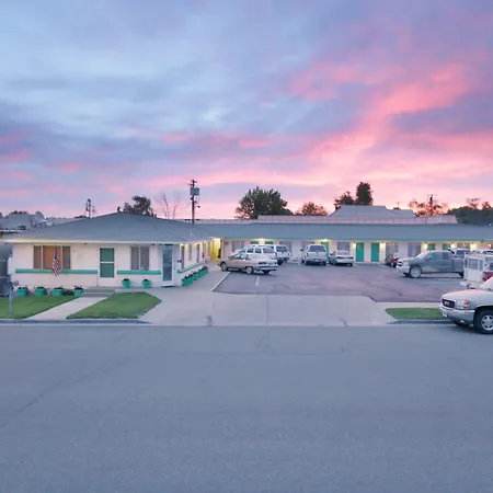 Town House Motel-2