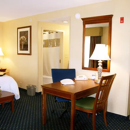 Hampton Inn And Suites Fredericksburg South-2