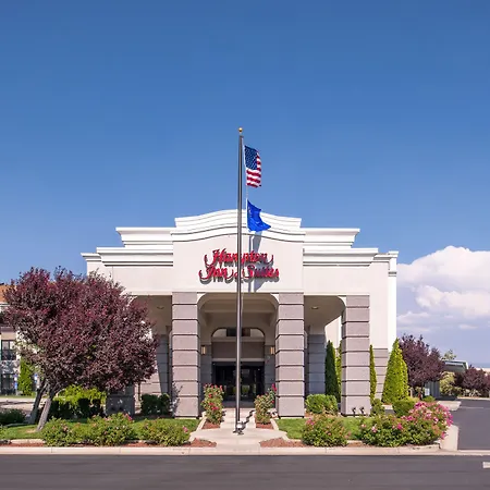 Hampton Inn & Suites Carson City-3