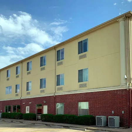 Comfort Suites Texas Ave-3
