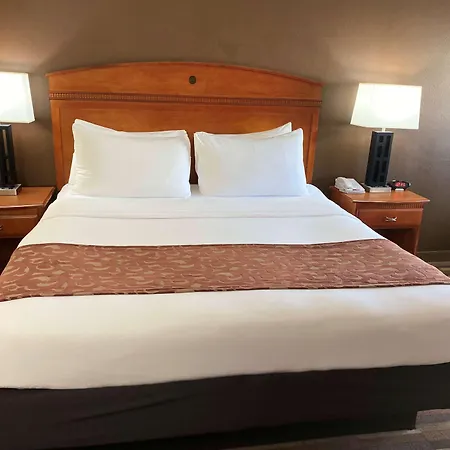 Best Western Manhattan Inn-2