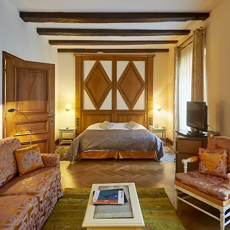 Relais & Chateaux La Maison Des Tetes-2
