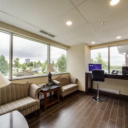 Monte Carlo Inn Vaughan Suites-2