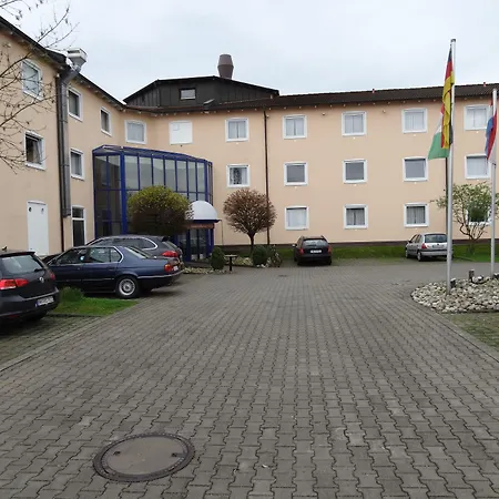 Plaza Hotel Mühldorf-3