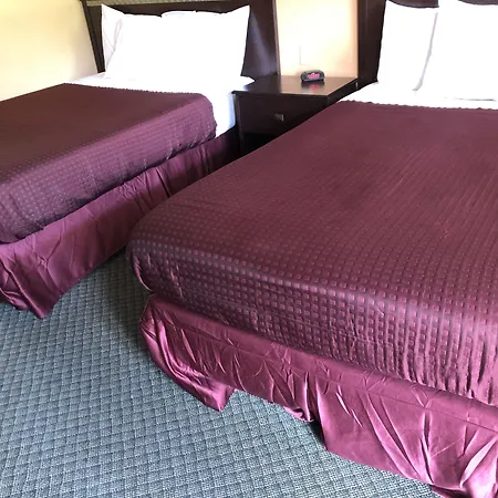 Hometown Inn-3