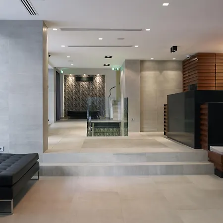 Amazon Hotel-3