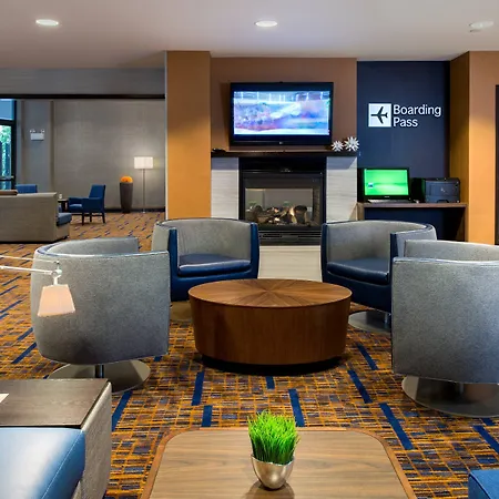 Courtyard By Marriott Hanover Lebanon-3