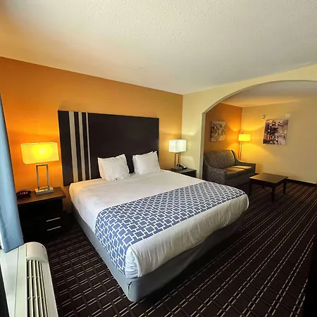Best Western Plus Bass Hotel & Suites-2
