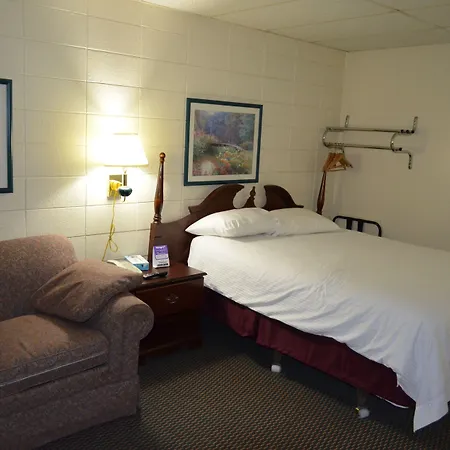 Grand Inn Fargo-2