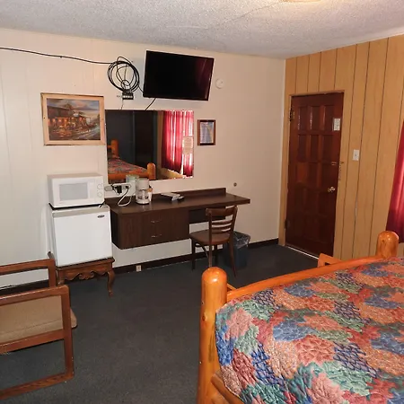 Rainbow Motel-2