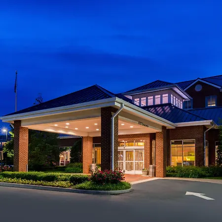 Hilton Garden Inn Charlottesville-3