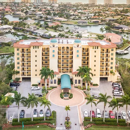 Holiday Inn Club Vacations Sunset Cove Resort-3