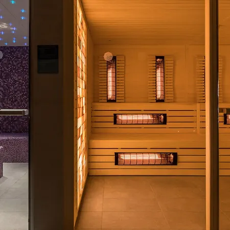 Le Meridien Lav Split-3