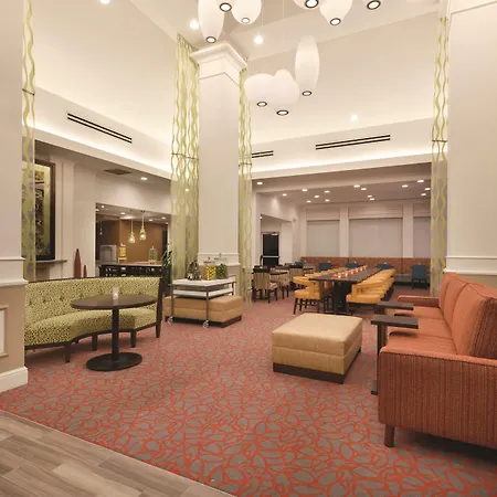 Hilton Garden Inn Akron-Canton Airport-2