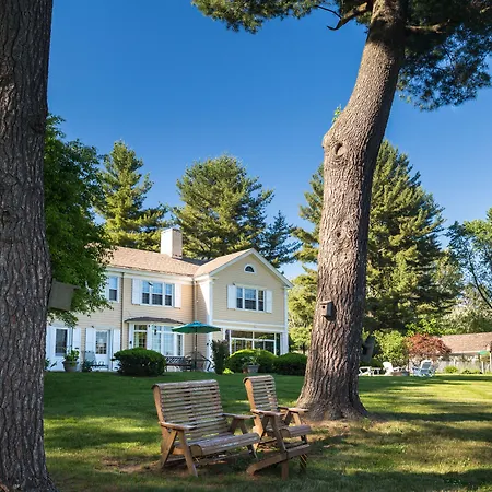 Devonfield Inn-2