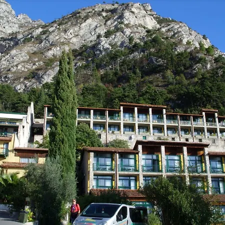 Centro Vacanze La Limonaia-3
