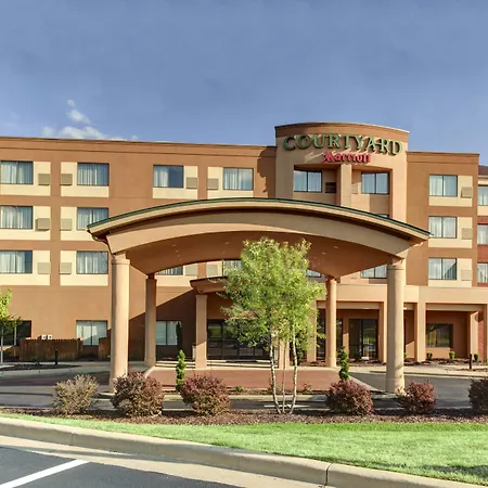 Courtyard By Marriott Anniston Oxford-3