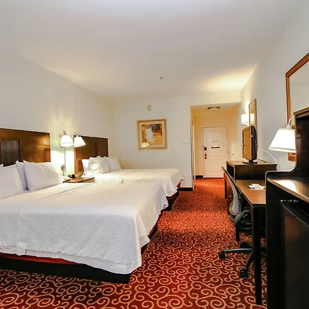 Hampton Inn Kingston-3