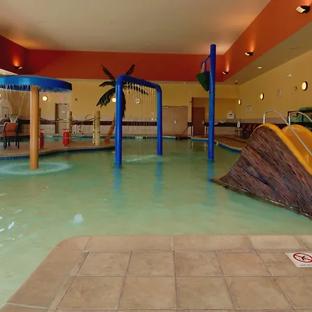Courtyard By Marriott Madison West / Middleton-3