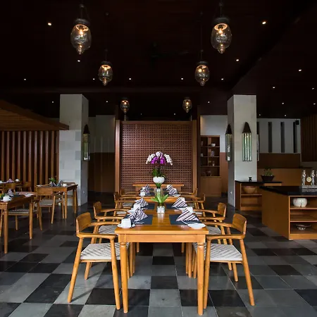 Ubud Village Hotel-3