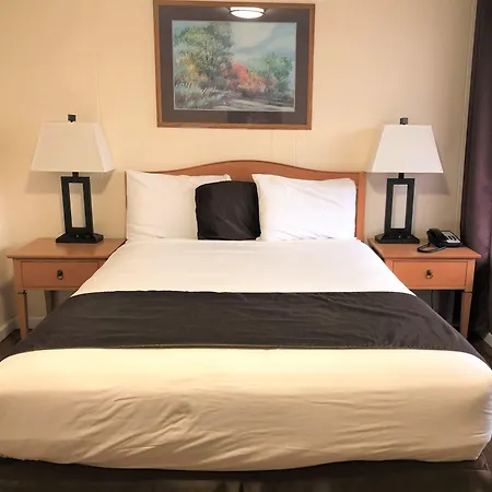 Blue Coast Inn & Suites-2