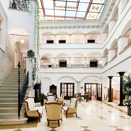 Arcadia Boutique Hotel-3