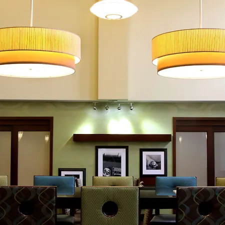 Hampton Inn & Suites Paducah-3