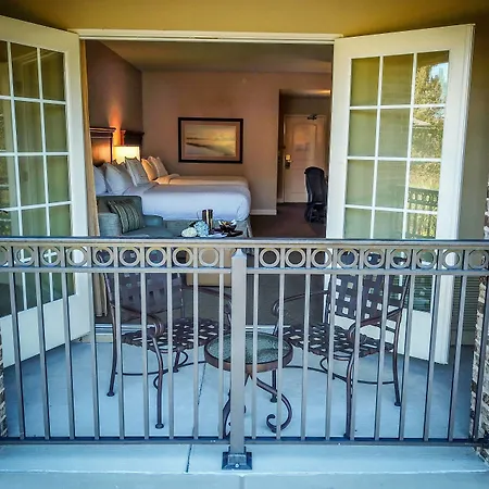 Courtyard Charleston Mount Pleasant-2
