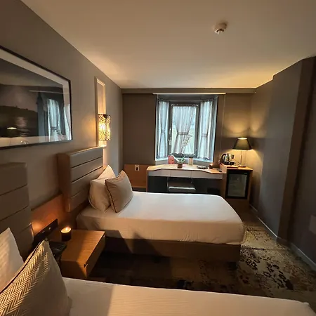 All Seasons Hotel-3