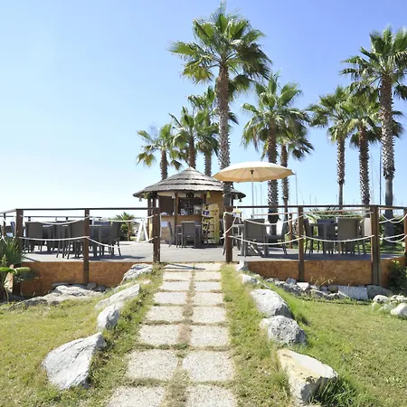 Aregai Marina Hotel&Residence-3