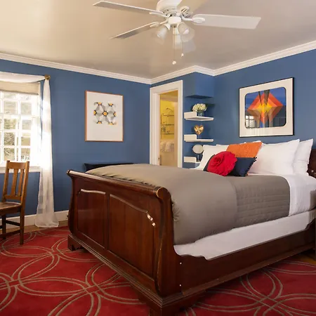 Inn On Putney Road-2