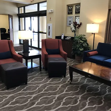 Comfort Suites Fredericksburg North-3