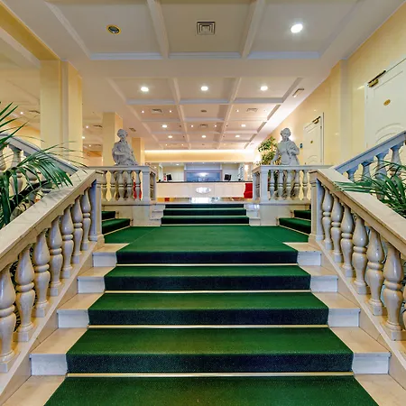 Ambassador Palace Hotel-2