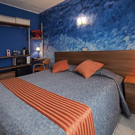 Hotel Montserrat-3