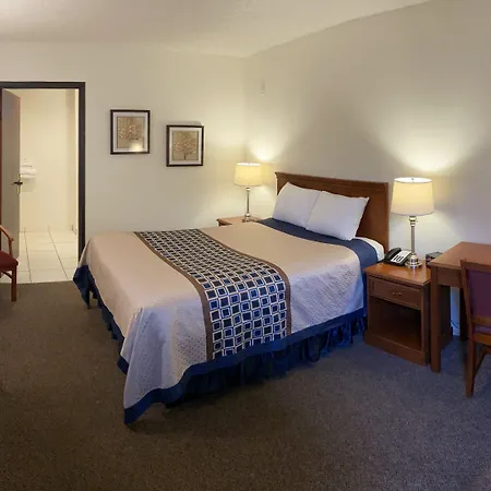 Vantage Point Inn - Woodland Hills-2